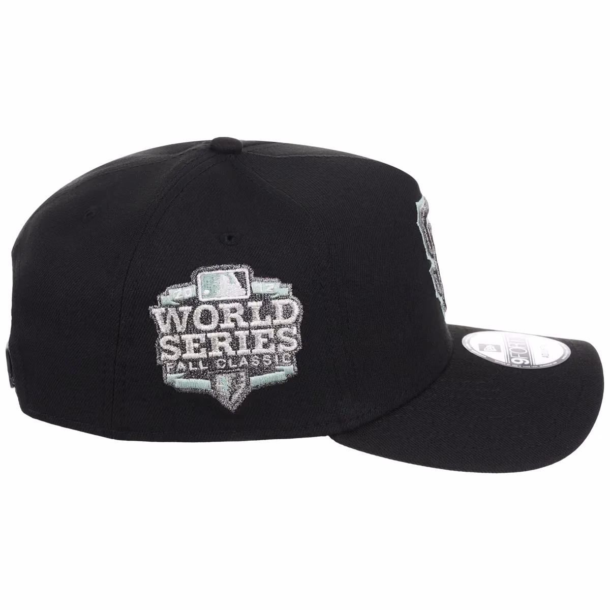 San Francisco Giants MLB Alpine Snow New Era 9FORTY A-Frame detail view