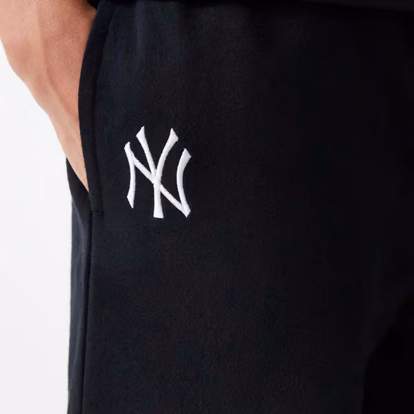 New York Yankees MLB Sweat Shorts Black view 4