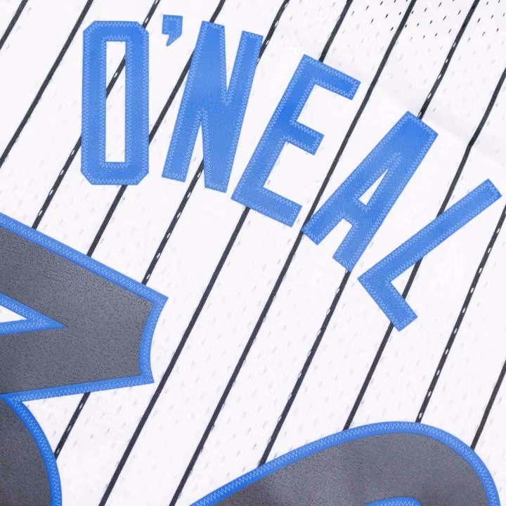Shaq O'Neal #32 Orlando Magic 1993-94 Mitchell & Ness Swingman NBA Jersey White view 4