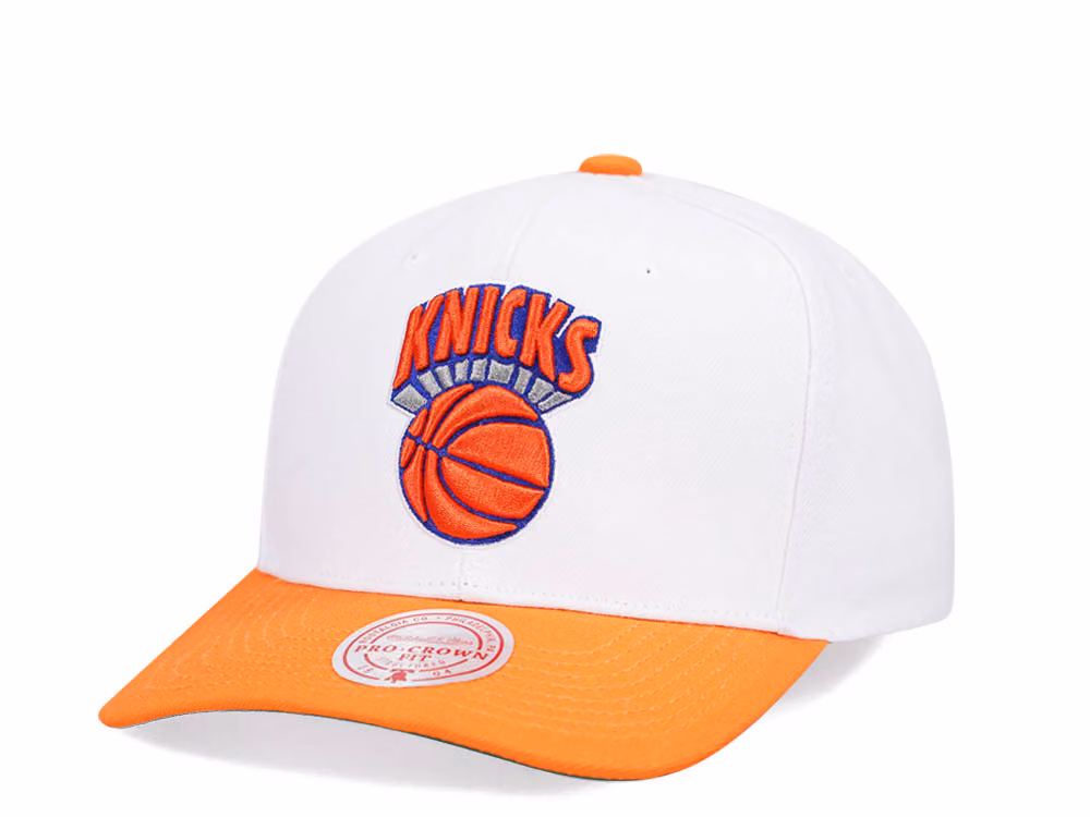 Mitchell & Ness New York Knicks Team Two Tone 2.0 Pro White Snapback Hat front