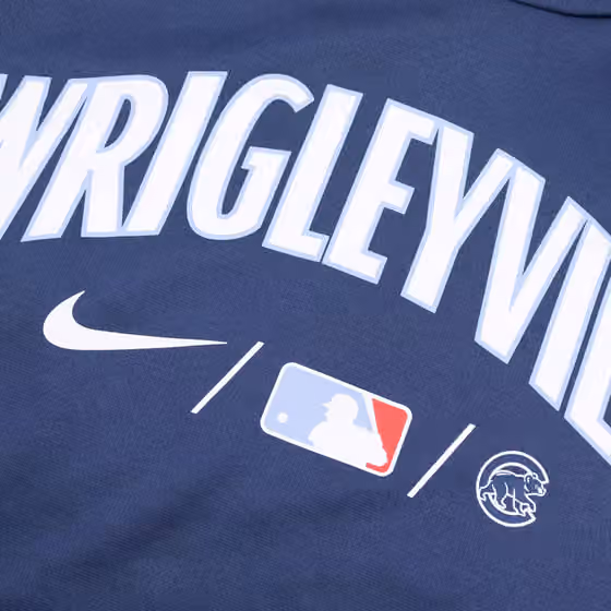 Chicago Cubs Wrigleyville 2022 MLB Authentic City Connect Nike Therma-FIT Hoodie view 3