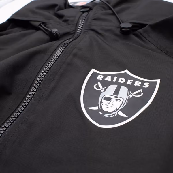 Las Vegas Raiders NFL Quarter Zip Windbreaker Jacket Black view 3