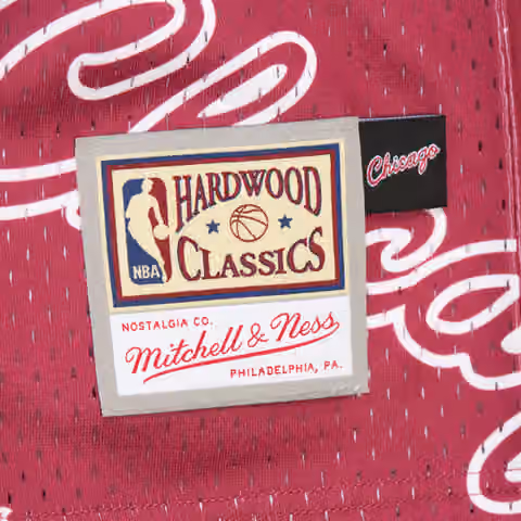 Chicago Bulls Mitchell & Ness Destination Leisure Button Up NBA Shirt view 3