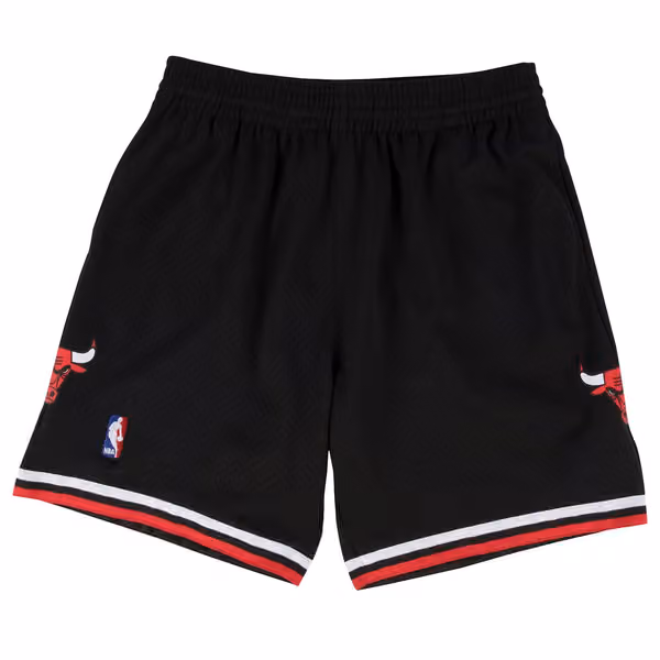 Chicago Bulls 1997-98 Mitchell & Ness Swingman NBA Shorts Black view 1