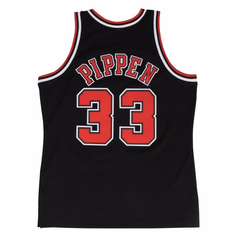 Scottie Pippen #33 Chicago Bulls 1997-98 Swingman NBA Jersey Black view 2
