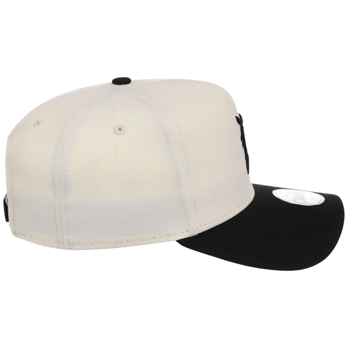 Detroit Tigers Women's New Era 9FORTY Chrome x Black A-Frame detail view