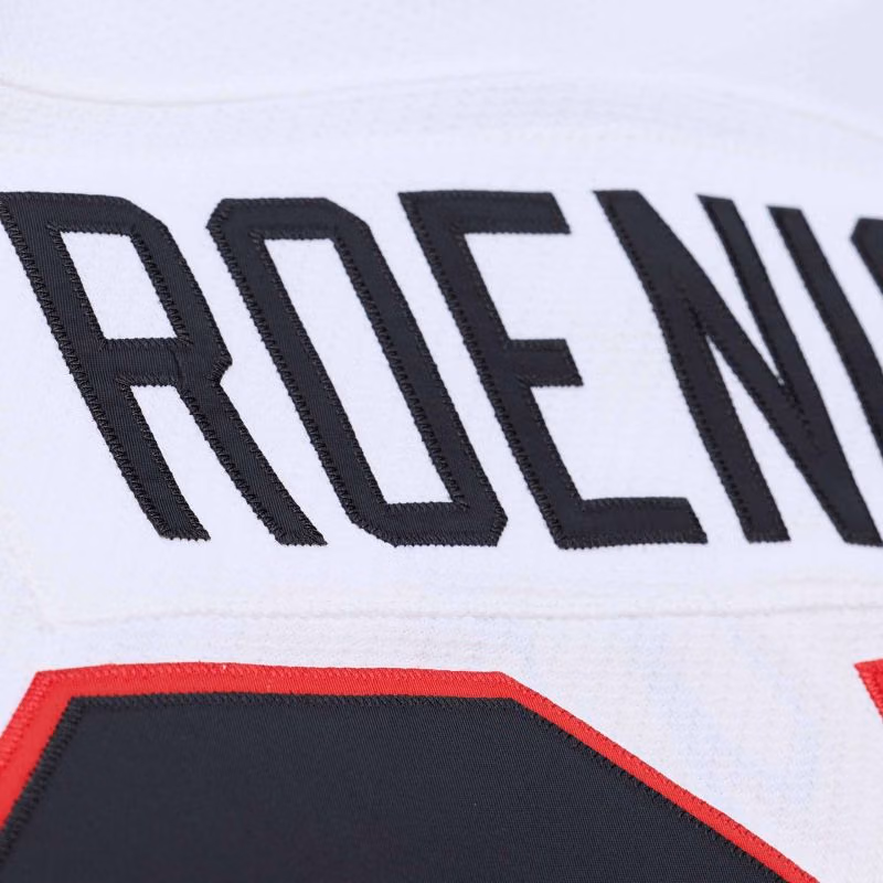Jeremy Roenick #27 Chicago Blackhawks 1991-92 Premium Power Play NHL Jersey White view 4