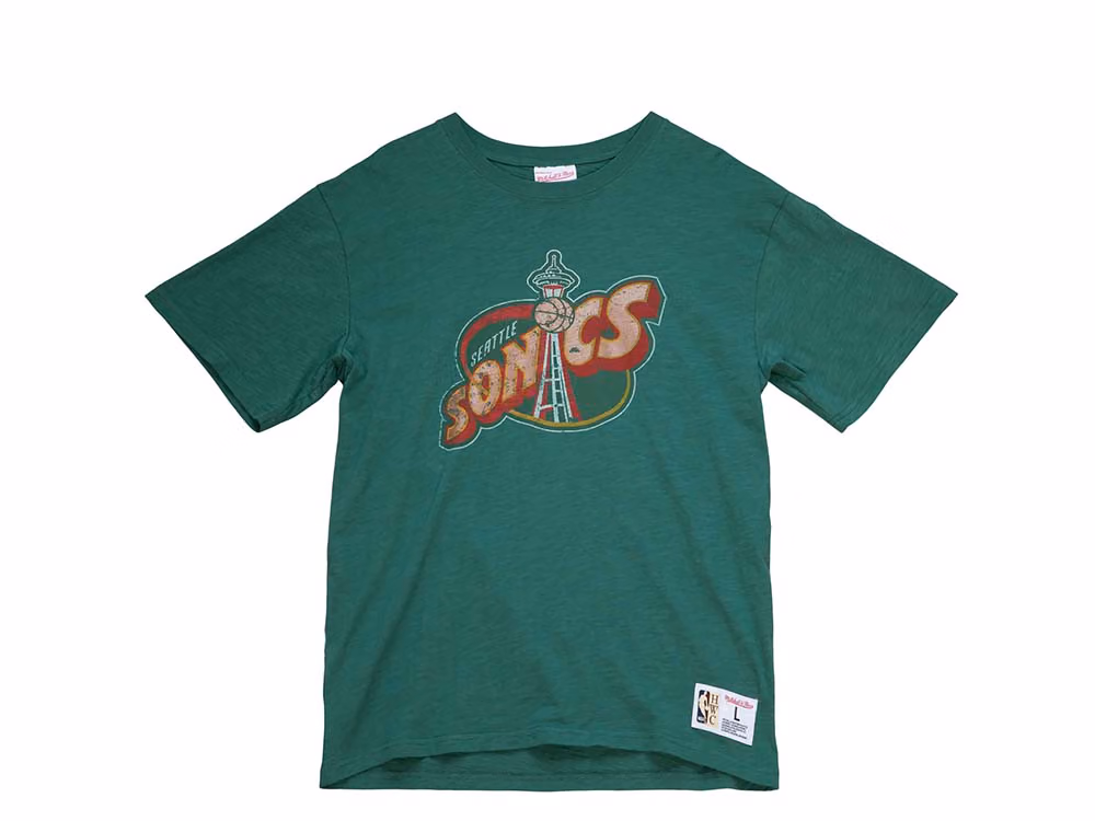 Mitchell & Ness Seattle Supersonics Legendary Green Vintage T-Shirt front