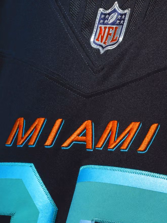 De'Von Achane #28 Miami Dolphins Rivalries Stitched Limited NFL Jersey Navy view 4