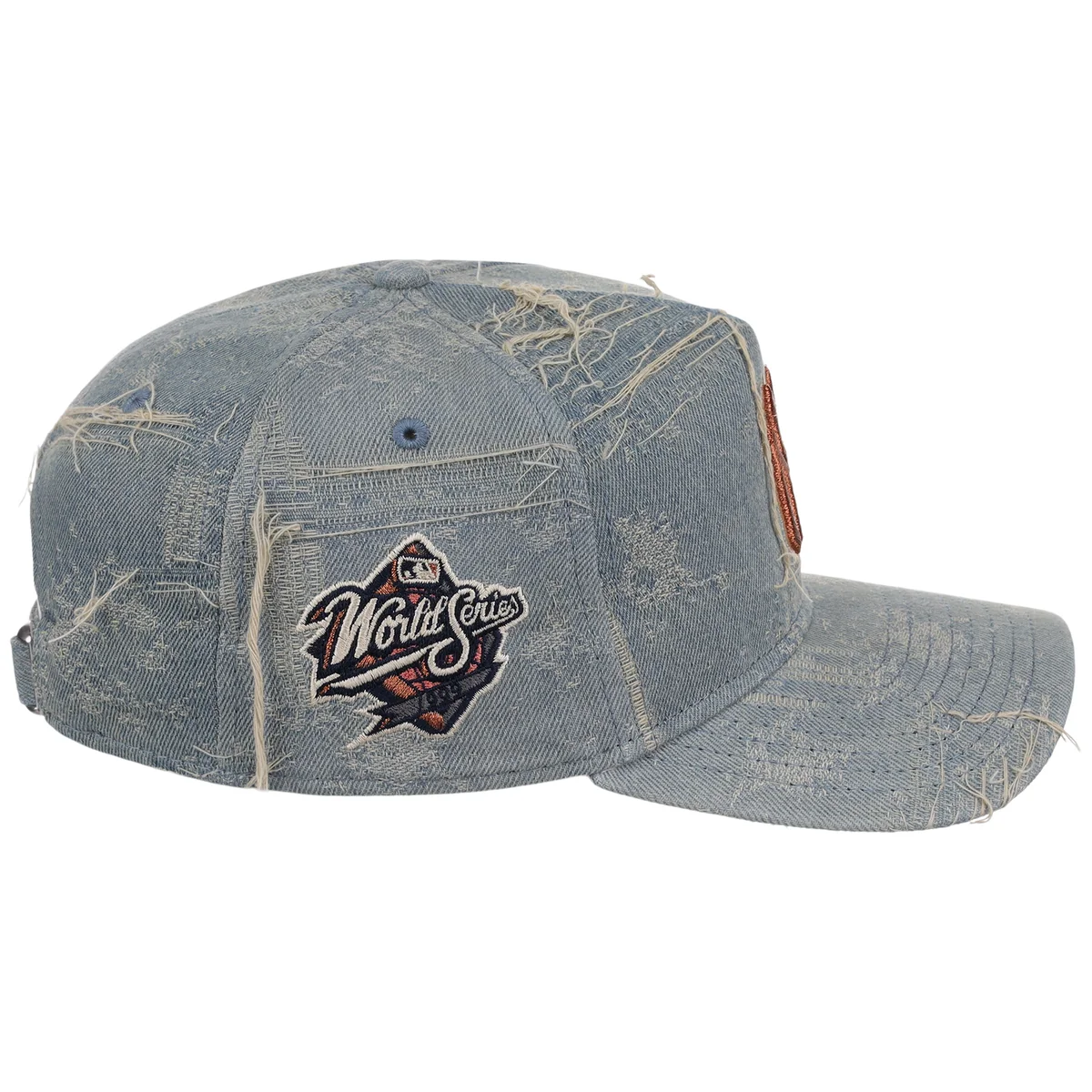 New York Yankees MLB Oxidized Denim New Era 9FORTY A-Frame detail view