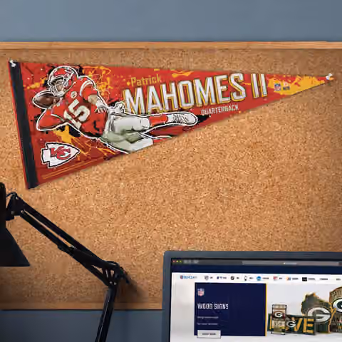 Patrick Mahomes Kansas City Chiefs Splatter Premium WinCraft NFL Pennant view 3
