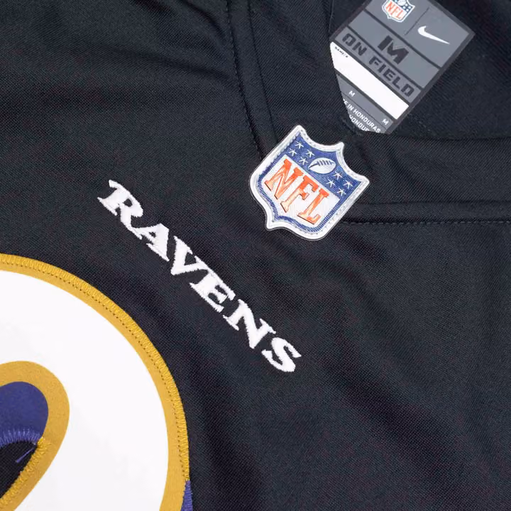Lamar Jackson #8 Baltimore Ravens Nike Speed Machine Limited NFL Jersey Black view 5