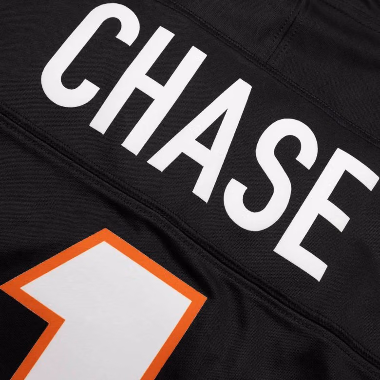 Ja’Marr Chase #1 Cincinnati Bengals Nike Vapor F.U.S.E. Limited NFL Jersey Black view 4