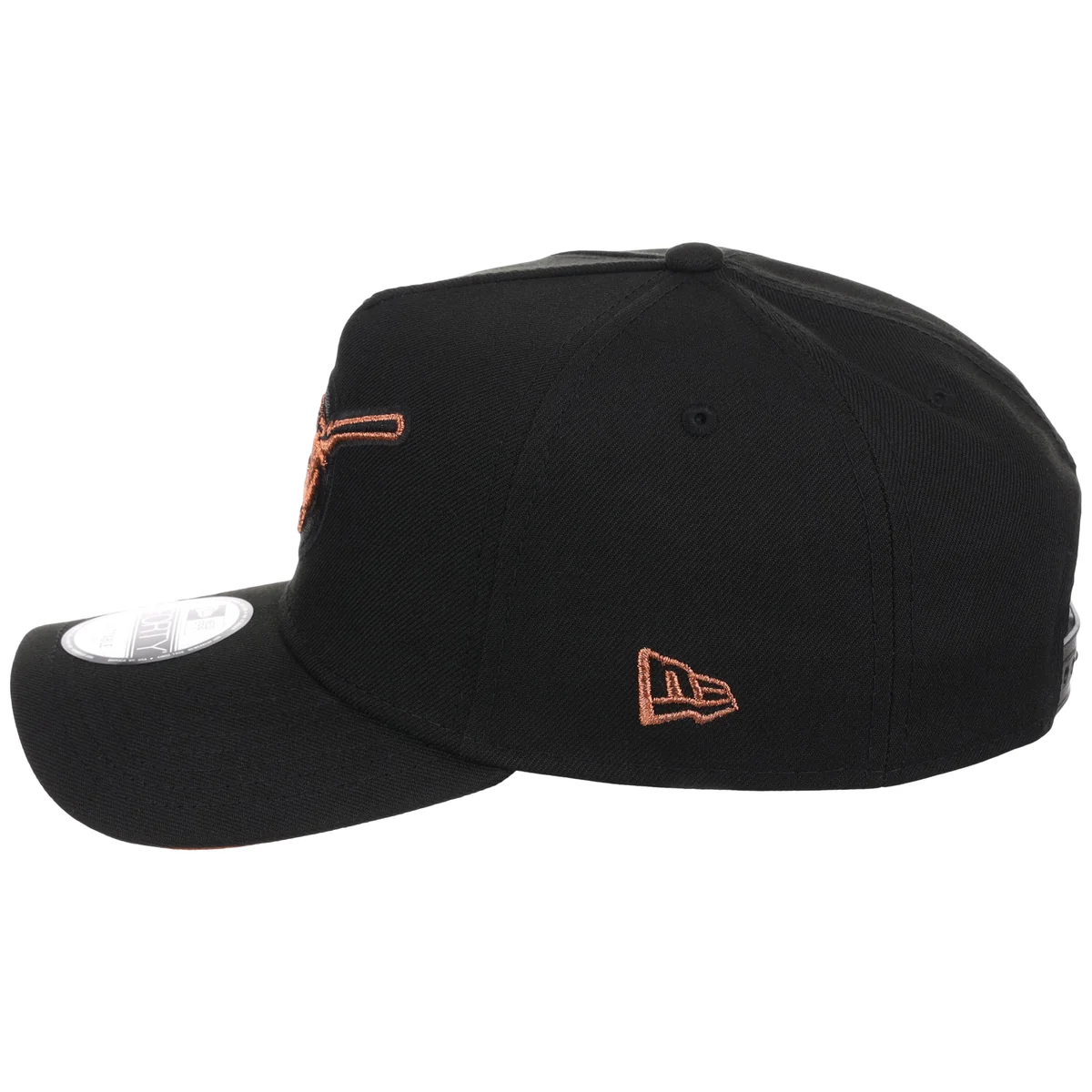 San Diego Padres MLB Black x Rust FASHION CORE New Era 9FORTY A-Frame detail view