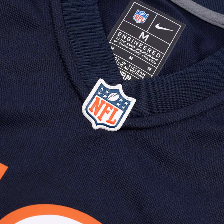 Caleb Williams #18 Chicago Bears Game NFL Jersey Navy (YOUTH) view 5