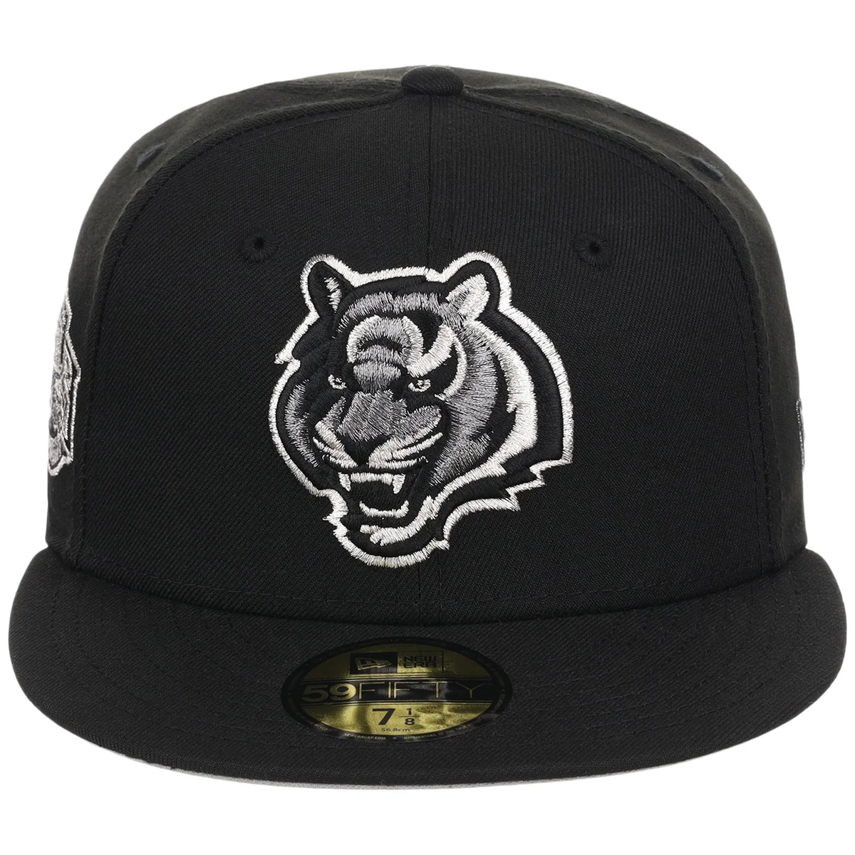 Cincinnati Bengals NFL Liquid Titanium New Era 59FIFTY detail view