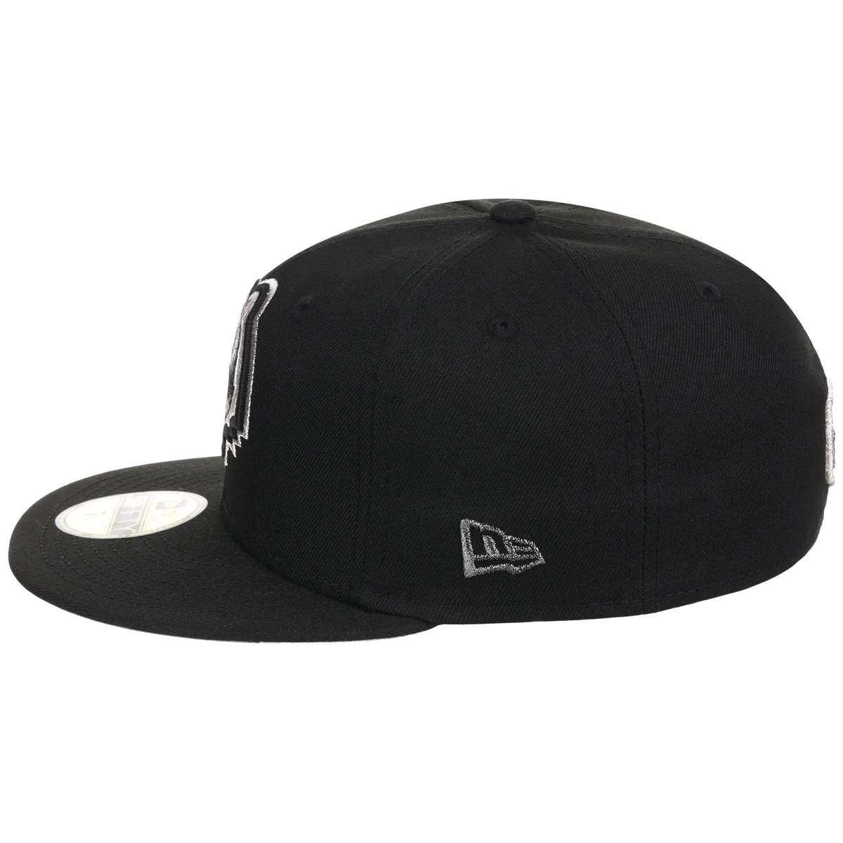 Cincinnati Bengals NFL Liquid Titanium New Era 59FIFTY detail view
