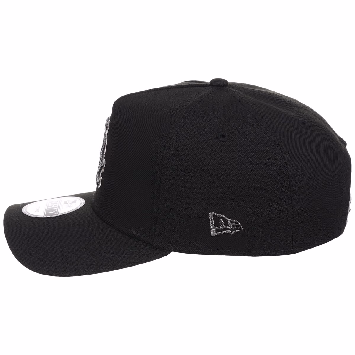 Chicago White Sox MLB Liquid Titanium New Era 9FORTY A-Frame detail view