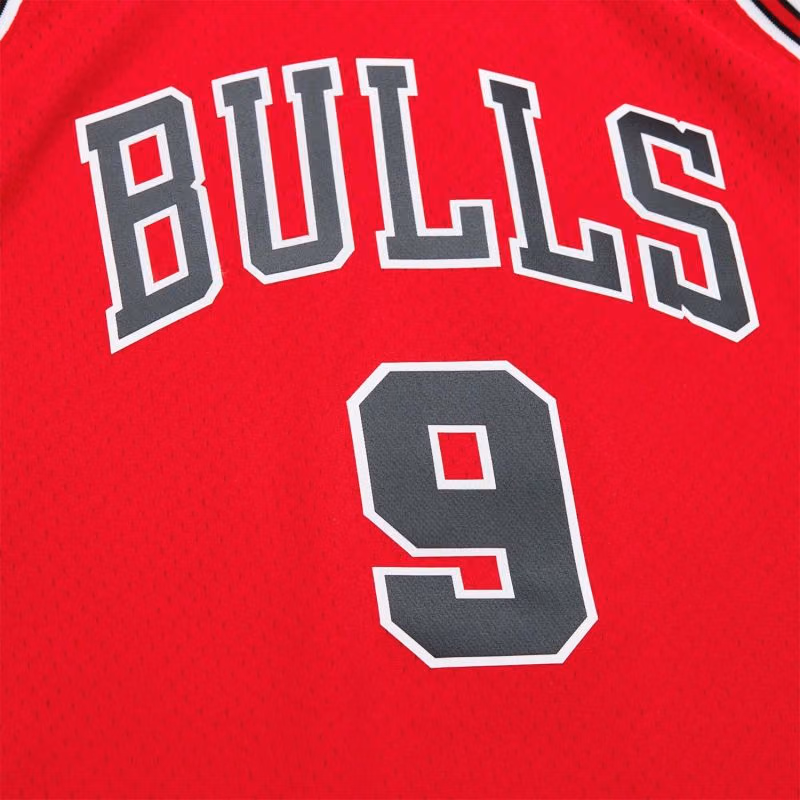 Ron Harper #9 Chicago Bulls 1997-98 Mitchell & Ness Swingman NBA Jersey Red view 6