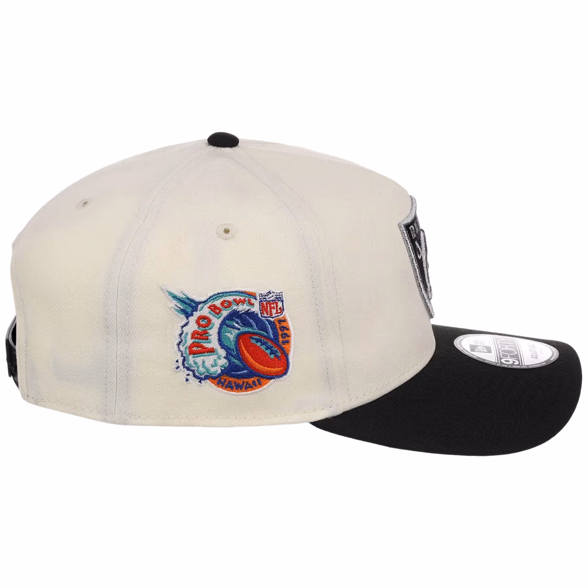 Las Vegas Raiders NFL Chrome OTC New Era 9FORTY A-Frame detail view