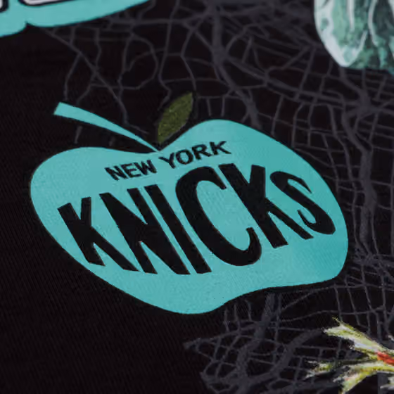 New York Knicks Black In the City NBA T-Shirt view 4