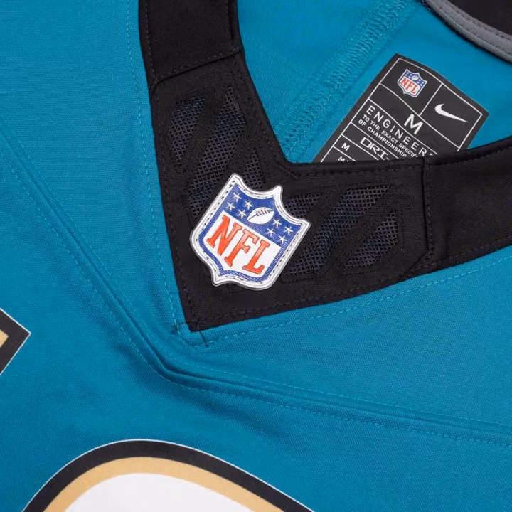 Trevor Lawrence #16 Jacksonville Jaguars Classic Nike Vapor F.U.S.E. Limited NFL Jersey Teal view 5