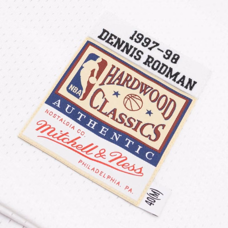 Dennis Rodman #91 Chicago Bulls 1997-98 Authentic NBA Jersey White view 3