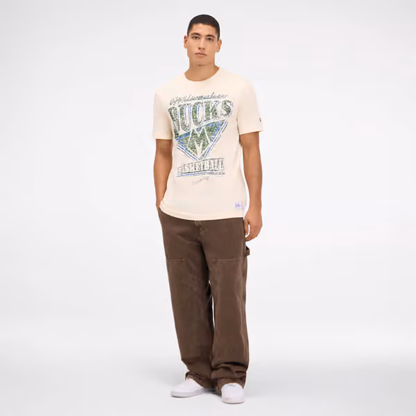 Milwaukee Bucks 2025-26 City Edition NBA T-Shirt Beige view 4