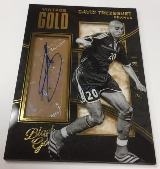 2016/17 Panini Black Gold Soccer Hobby Box view 3