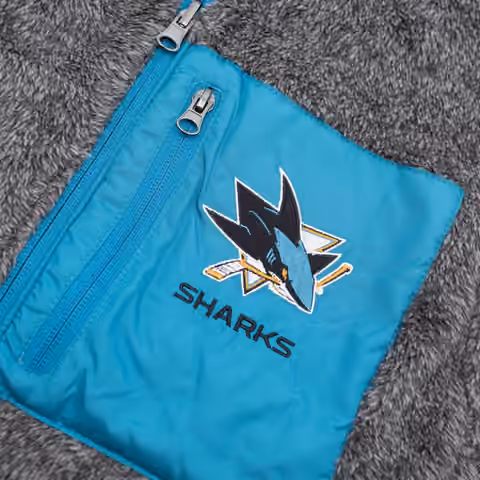 San Jose Sharks G-III NHL Reversible Sherpa Winter Vest view 5
