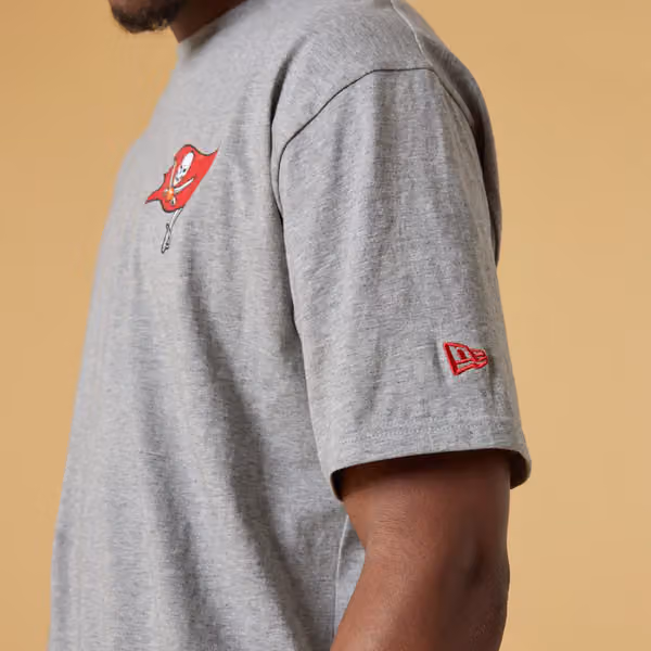 Tampa Bay Buccaneers Left Chest Logo New Era T-Shirt Gray view 3