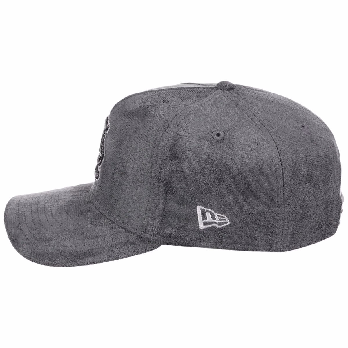 St. Louis Cardinals MLB Gray x Suede FASHION CORE New Era 9FORTY A-Frame detail view
