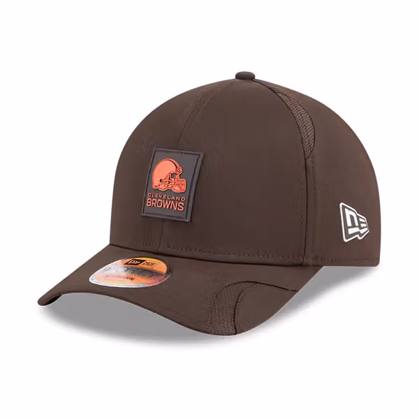 Cleveland Browns 2025 NFL On-Field Sideline 9FORTY M-Crown Cap Brown product photo