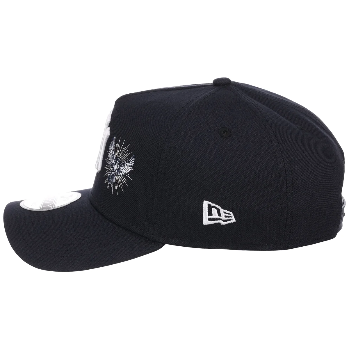 New York Yankees Birds New Era 9FORTY A-Frame detail view