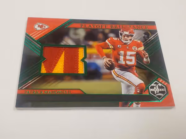 2022 Panini Limited Football NFL Hobby Box view 5