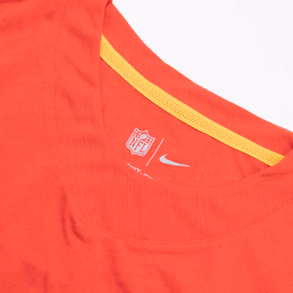 Kansas City Chiefs 2022 NFL Sideline Nike Performance Player Top Red view 5