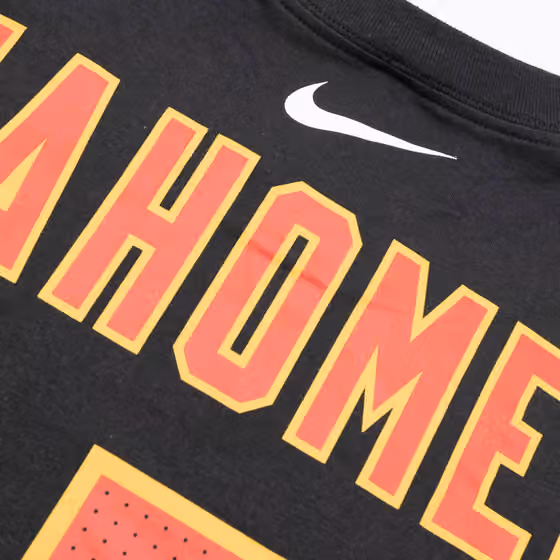 Patrick Mahomes #15 Kansas City Chiefs Nike Player NFL T-Shirt Black view 4