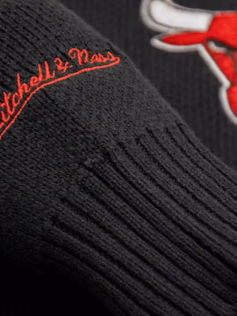 Chicago Bulls NBA Head Coach Sweater Black view 5