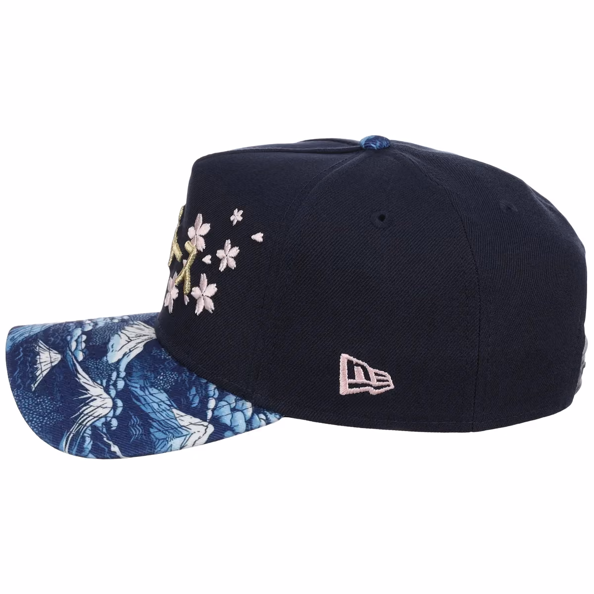 Los Angeles Dodgers Pacific Canvas New Era 9FORTY (Dark Royal/Multi) detail view