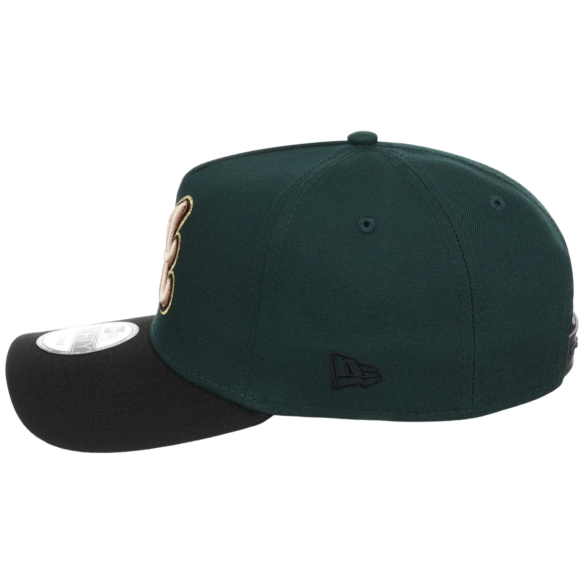 Atlanta Braves MLB Dark Green x Black FASHION CORE New Era 9FORTY A-Frame detail view