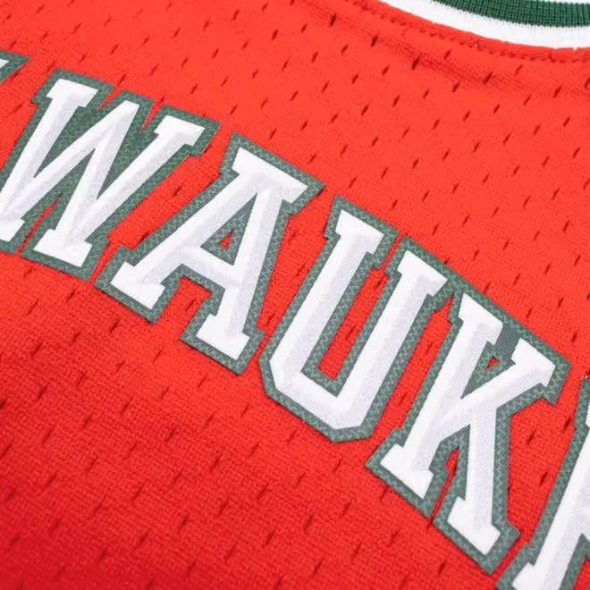 Giannis Antetokounmpo #34 Milwaukee Bucks 2014-15 Mitchell & Ness Swingman NBA Jersey Red view 6