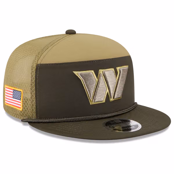 Washington Commanders 2025 NFL Salute to Service 9FIFTY Split Panel Trucker Snap Cap Olive product photo