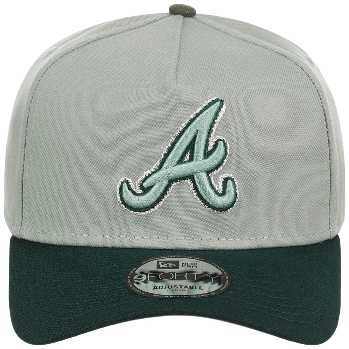 Atlanta Braves MLB Everest x Dark Green FASHION CORE New Era 9FORTY A-Frame detail view