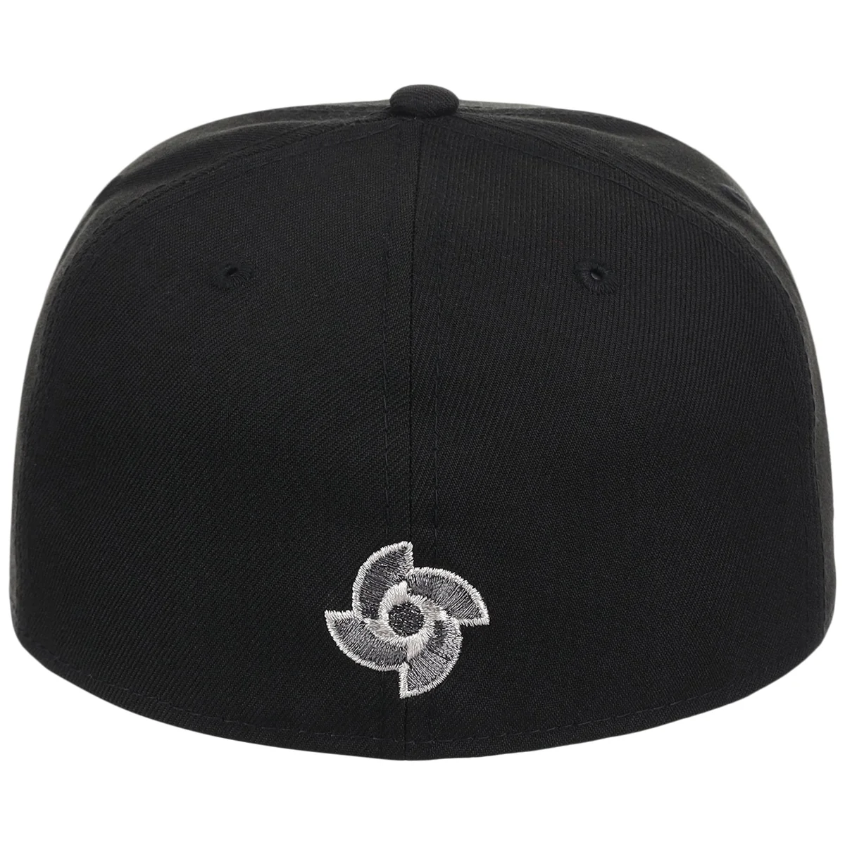 Crown the Country: Dominican Republic New Era 59FIFTY 'República Dominicana' detail view