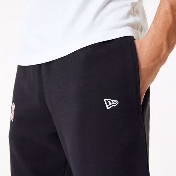 Chicago Bulls Essential NBA Jogger Sweatpants Black view 5
