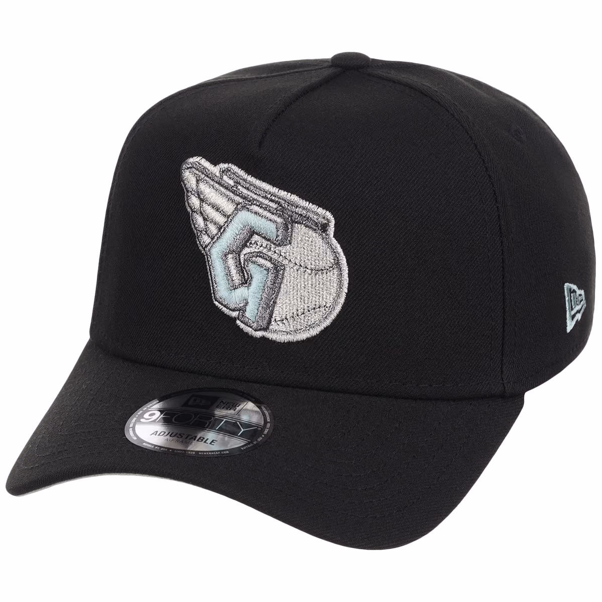 Cleveland Guardians MLB Alpine Snow New Era 9FORTY A-Frame detail view