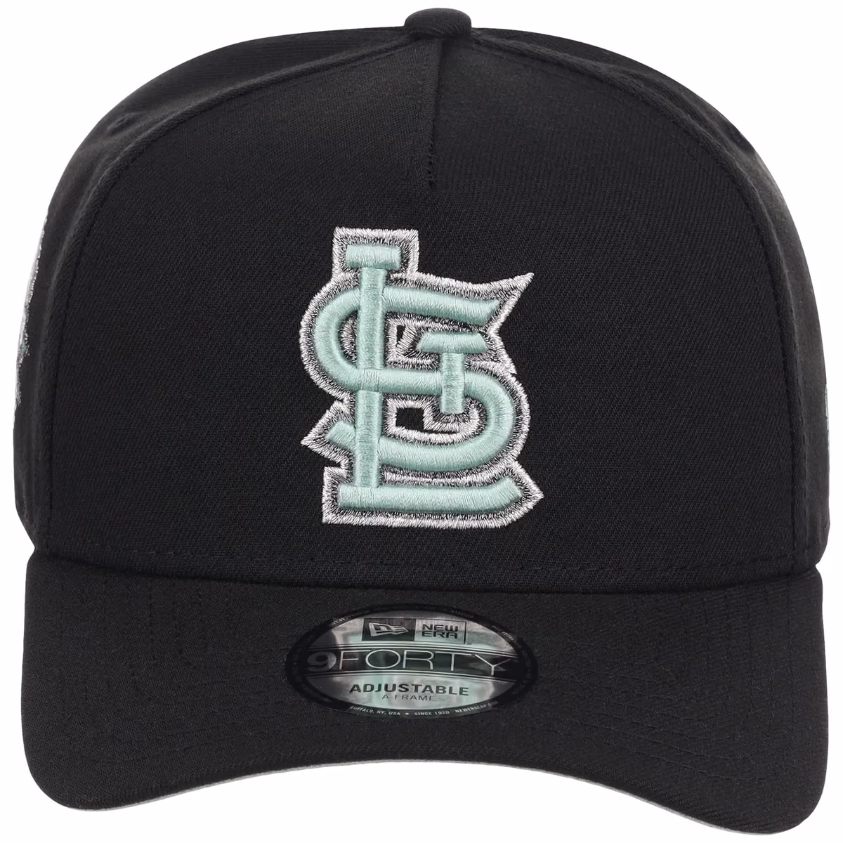 St. Louis Cardinals MLB Alpine Snow New Era 9FORTY A-Frame detail view