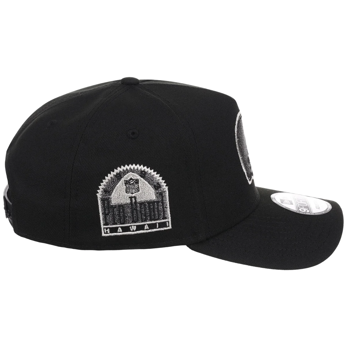 Cleveland Browns NFL Liquid Titanium New Era 9FORTY detail view