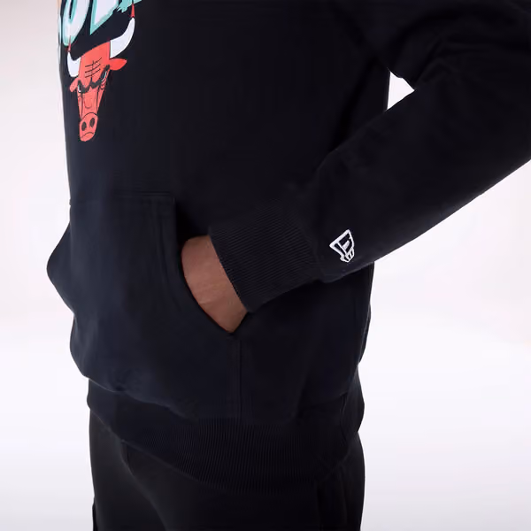Chicago Bulls Block Graphic New Era Oversized NBA Hoodie Black view 4