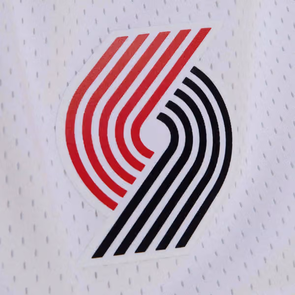 Portland Trail Blazers 1996-97 Mitchell & Ness Swingman NBA Shorts White view 3